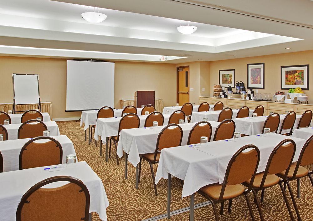 Holiday Inn Express Hotel & Suites Modesto-Salida By Ihg Bagian luar foto