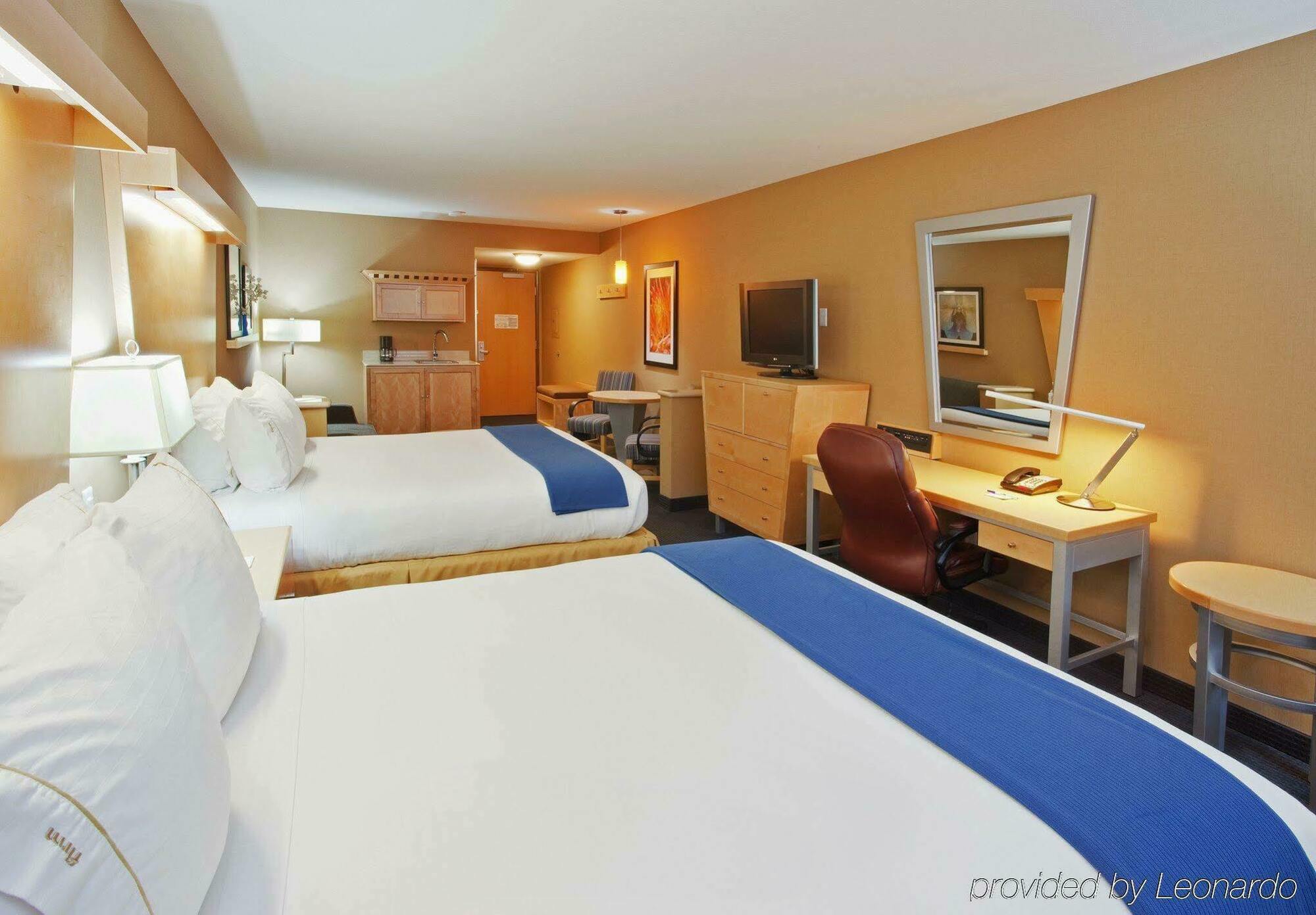 Holiday Inn Express Hotel & Suites Modesto-Salida By Ihg Bagian luar foto